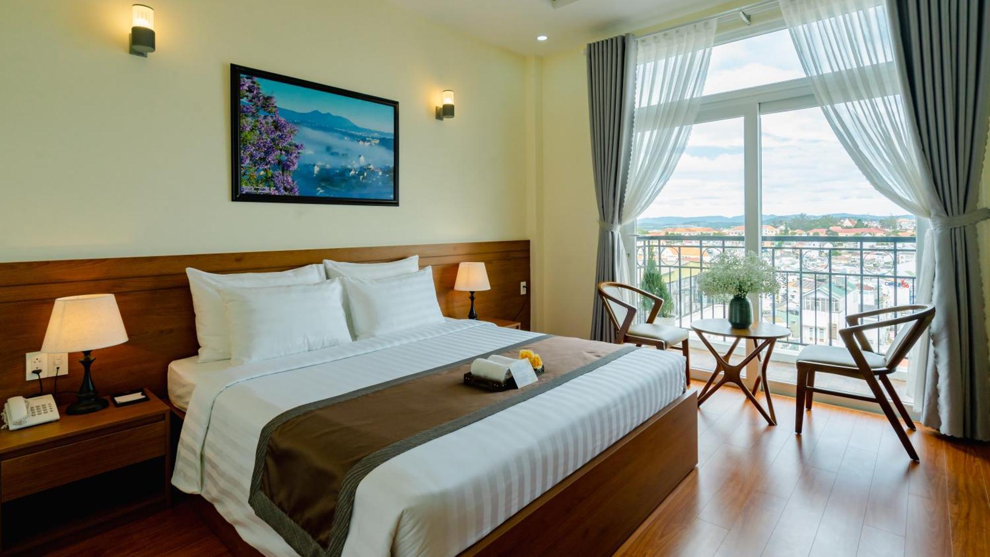 Bombo Dalat Hotel Eksteriør bilde